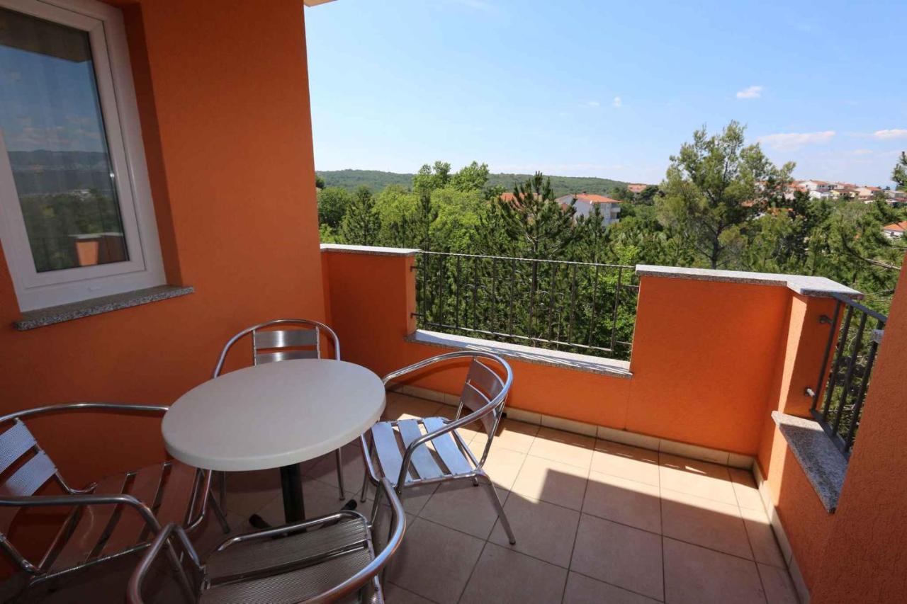 Apartments In Silo/Insel Krk 13430 Exterior photo