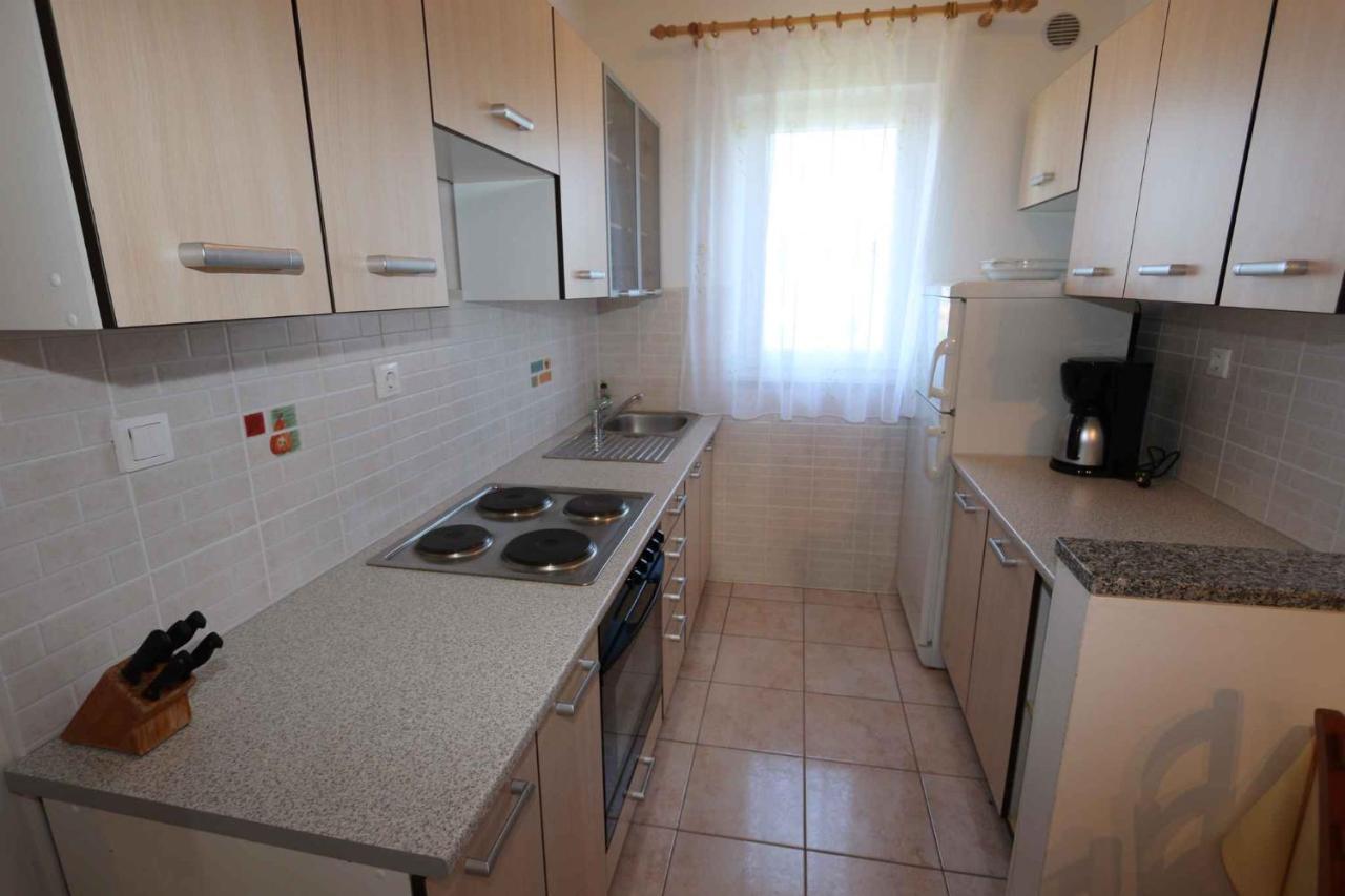 Apartments In Silo/Insel Krk 13430 Exterior photo